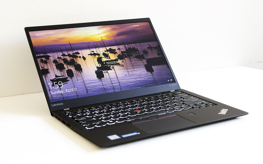 Lenovo ThinkPad X1 Carbon Gen 5