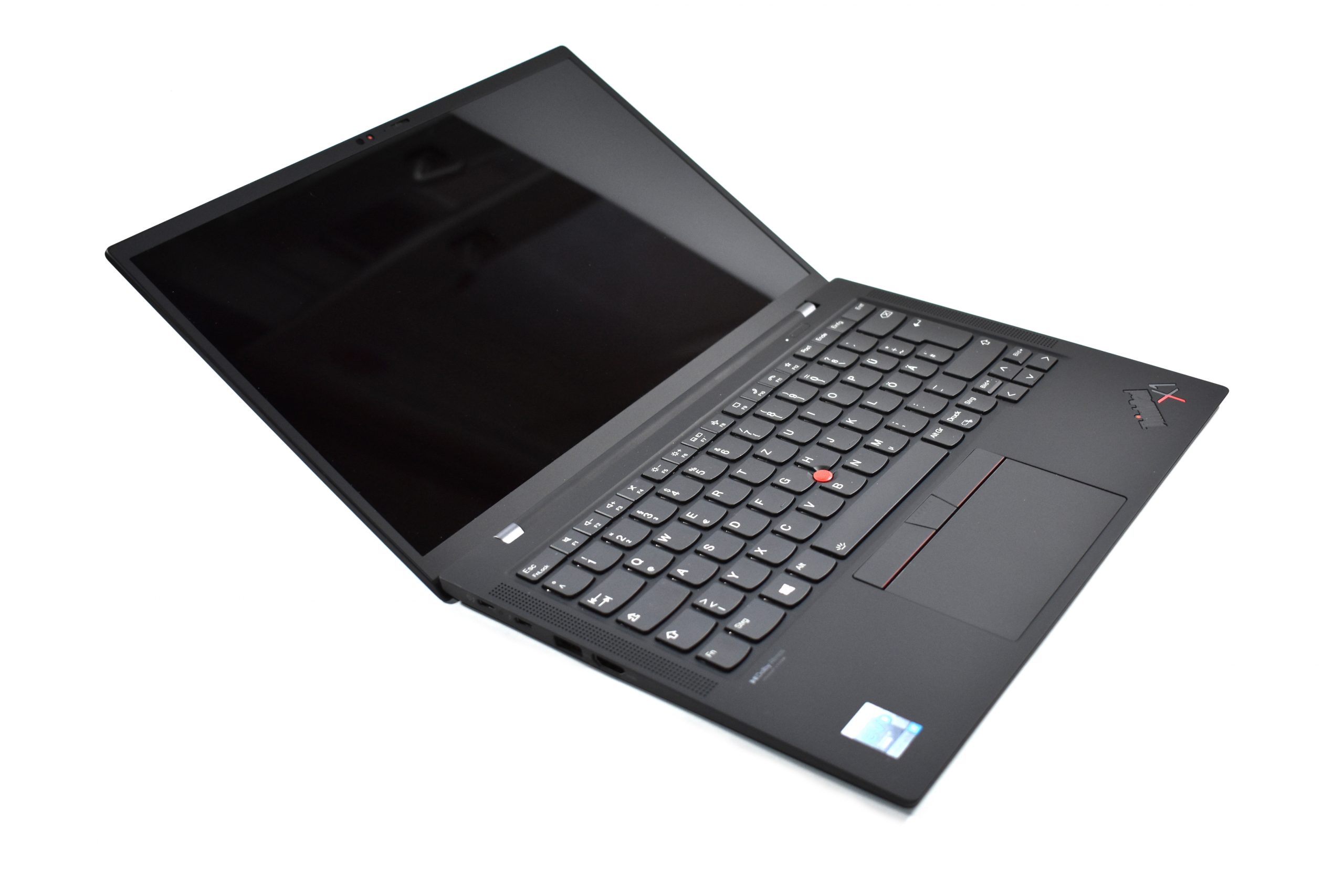 ThinkPad X1 Carbon Gen 9 3 scaled