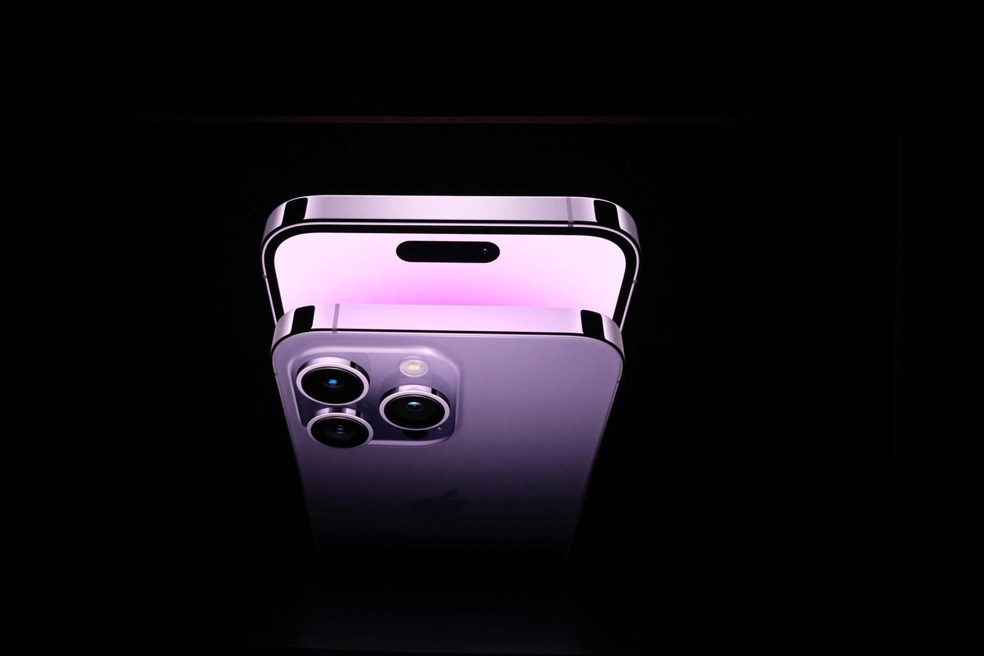 iPhone 14 Pro và iPhone 14 Pro Max ra mắt: “Con nhộng” thay đổi được, nâng cấp mạnh phần cứng